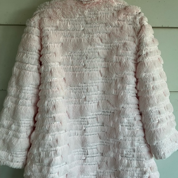 American Widgeon Girls Faux Fur Coat - Picture 2 of 6